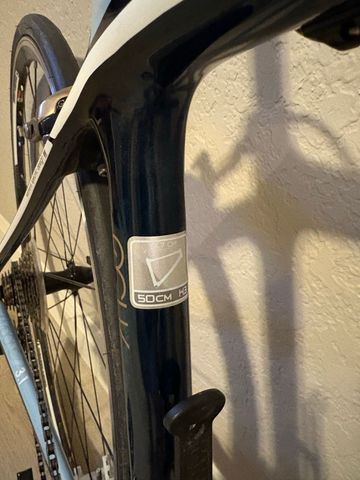 Used Trek Madone 3.1 WSD (Compact) 2012 2012 Road & Gravel, Blue — image 8 of 8