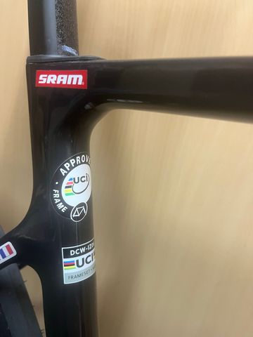 Brugt Focus IZALCO MAX 8.9 2026 2026 Road & Gravel — billede 7 af 12