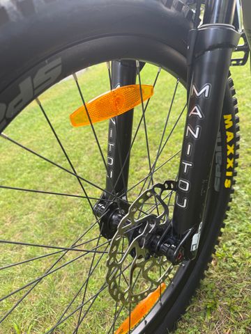 Commencal CLASH 24 MAXXIS 2021 2021 Youth usato, Grigio chiaro — immagine 6 di 19
