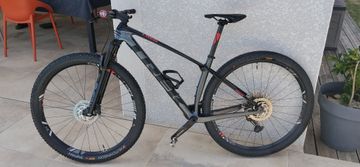 Used Trek Procaliber 9.5 2022 2022 Mountainbike, Black, 29 — image 1 of 17