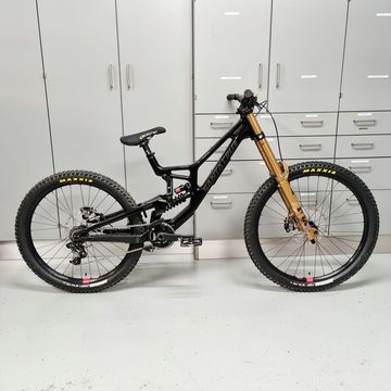Brugt Santa Cruz V10 DH X01 2024 2024 Mountainbike — billede 9 af 11