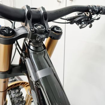 Santa Cruz V10 DH X01 2024 2024 Mountainbike usato, Nero — immagine 11 di 11