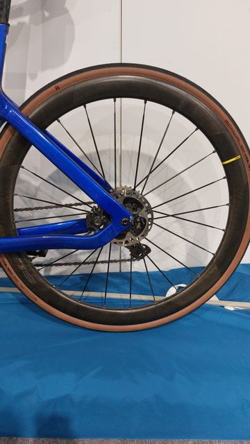 Używany Adris Vitesse 2024 Road & Gravel — zdjęcie 6 z 8