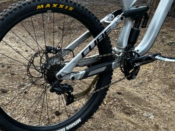 Used CUBE TWO15, PRO 27.5 2025 2025 Mountainbike, Light Gray, 27.5 — image 4 of 9