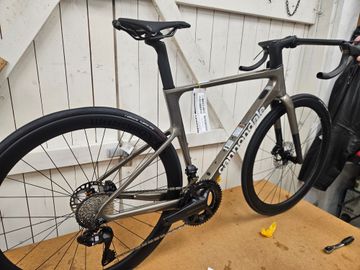 Tweedehands Cannondale Evo 2 2025 Road & Gravel — afbeelding 5 van 5
