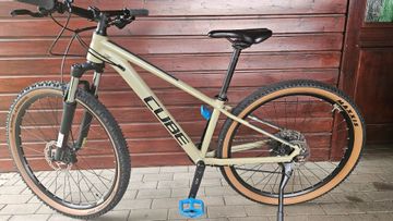 Tweedehands CUBE Aim Shimano Deore 2022 Mountainbike — afbeelding 2 van 12