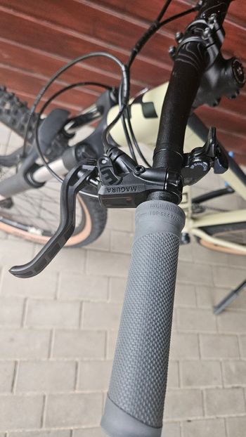 Gebrauchtes CUBE Aim Shimano Deore 2022 Mountainbike, Schwarz — Bild 7 von 12