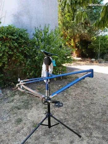 Tweedehands GT Élite Carbone Frameset Frameset 2018 Mountainbike — afbeelding 3 van 3