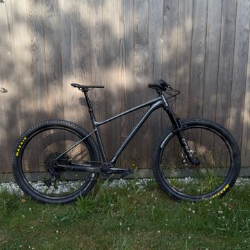 Giant Fathom 29 1 2022 2022 Mountainbike d'occasion — image 2 sur 20