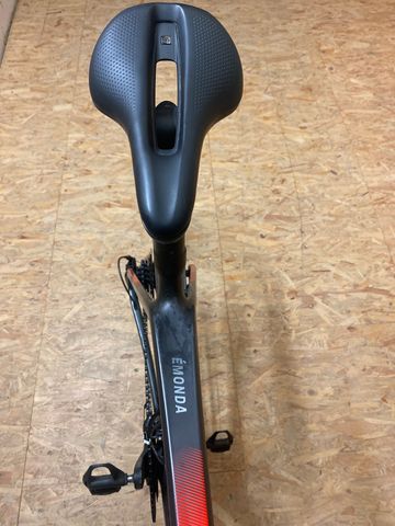 Brugt Trek Émonda SL 5 2024 2024 Road & Gravel — billede 5 af 8
