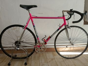 Used Moser Custom Shimano Dura Ace 1980 Road & Gravel, Red — image 2 of 6