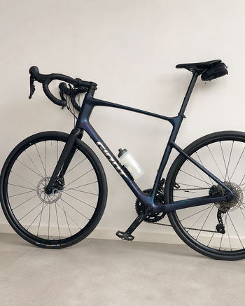 Używany Giant Revolt Advanced 3 2022 2022 Road & Gravel