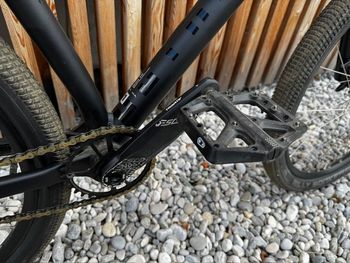 Used Octane One Zircus 2022 Mountainbike, Black — image 7 of 12