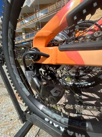 Tweedehands Saracen Myst Pro - LTD 2026 2026 Mountainbike — afbeelding 5 van 5