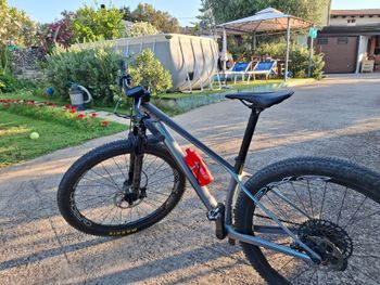 Used Scott Scale 920 2022 2022 Mountainbike, Light Gray — image 2 of 7