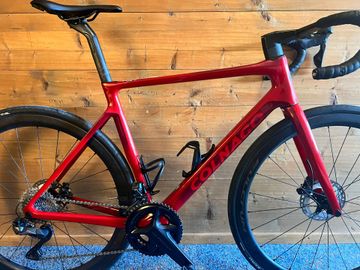 Gebrauchtes Colnago V4Rs Disc Ultegra Di2 8100 w/Fulcrum Racing Wind 400 Wheels 2023 2023 Road & Gravel