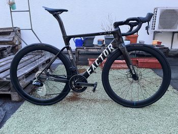 Używany Factor OSTRO VAM SRAM Force eTap AXS 2023 2023 Road & Gravel