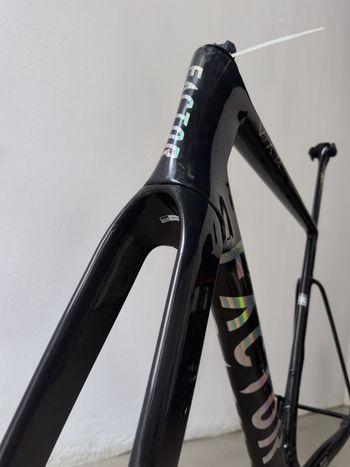 Tweedehands Factor OSTRO VAM - Frameset Premium 2025 Frameset 2025 Road & Gravel — afbeelding 7 van 9