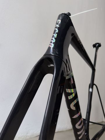 Used Factor OSTRO VAM - Frameset Premium 2025 Frameset 2025 Road & Gravel, Black — image 7 of 9