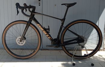 Gebrauchtes Giant Revolt Advanced 3 2025 2025 Road & Gravel, Schwarz — Bild 2 von 31