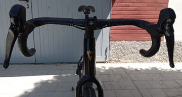 Tweedehands Giant Revolt Advanced 3 2025 2025 Road & Gravel — afbeelding 8 van 31