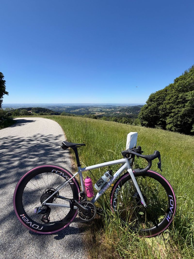 Used Specialized Aethos SRAM Red 2023 Road & Gravel