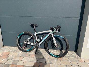 Used Specialized Aethos SRAM Red 2023 Road & Gravel, White — image 2 of 4