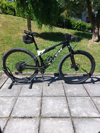 Použité Trek Supercaliber 9.7 2020 2020 MTB