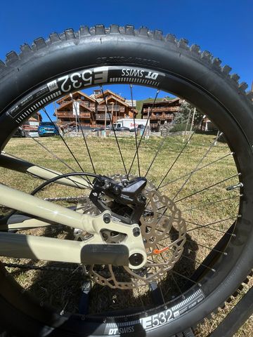 Brugt Saracen Ariel 60 - Bone 2026 2026 Mountainbike — billede 3 af 8