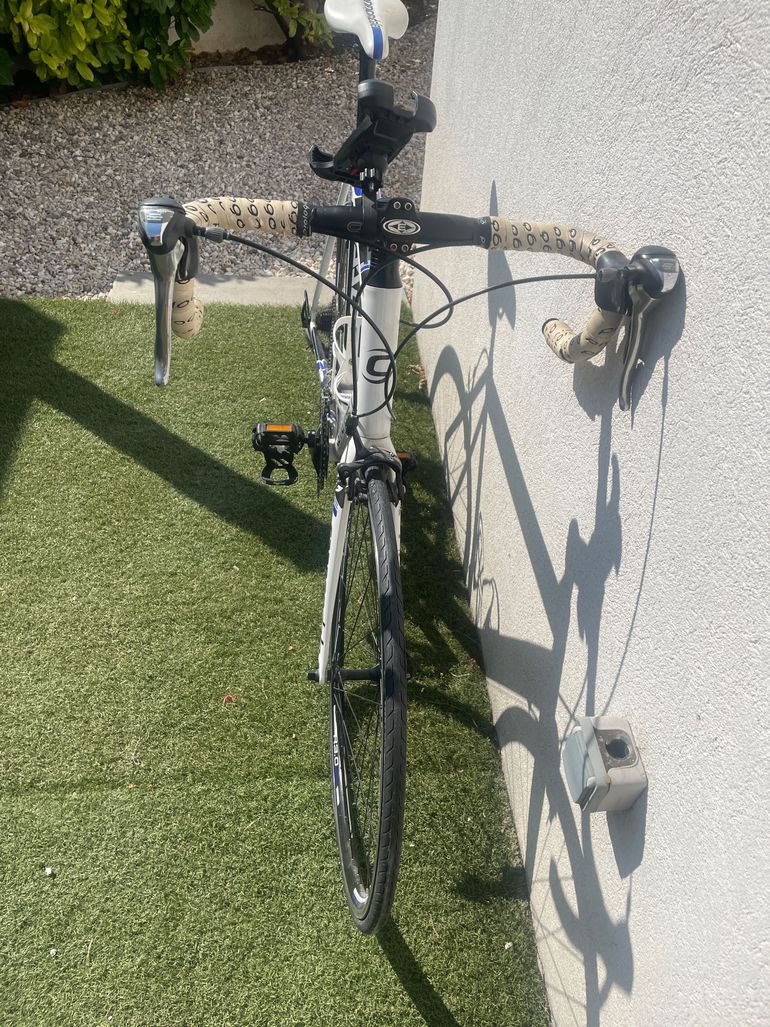 Brugt Cannondale Caad 8 Tiagra 2015 Road & Gravel — billede 2 af 6