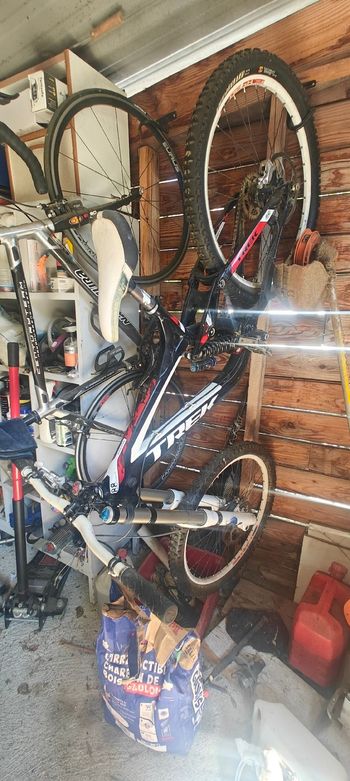 Used Trek Session 88 DH 2009 2009 Mountainbike, Black, 26 — image 2 of 3