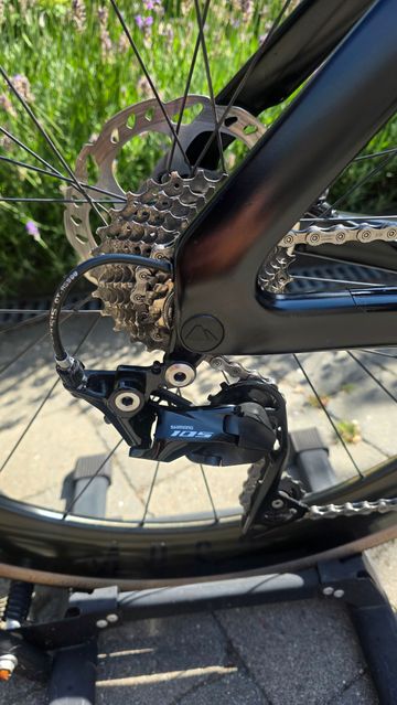 Używany Canyon Aeroad CF SL 7 Disc 2023 2023 Road & Gravel — zdjęcie 8 z 17