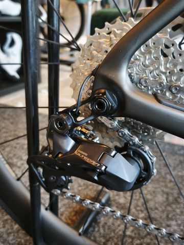 Gebrauchtes Cervélo Soloist Shimano Ultegra Di2 2026 Road & Gravel, Schwarz — Bild 7 von 15