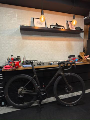 Gebrauchtes Cervélo Soloist Shimano Ultegra Di2 2026 Road & Gravel, Schwarz — Bild 3 von 15