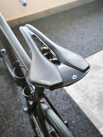 Used Cervélo Soloist Shimano Ultegra Di2 2026 Road & Gravel, Black — image 13 of 15