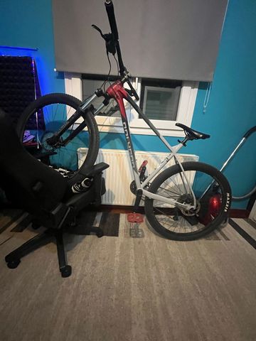 Polygon Xtrada Shimano Deore XT 2024 Mountainbike usato, Rosso — immagine 5 di 5