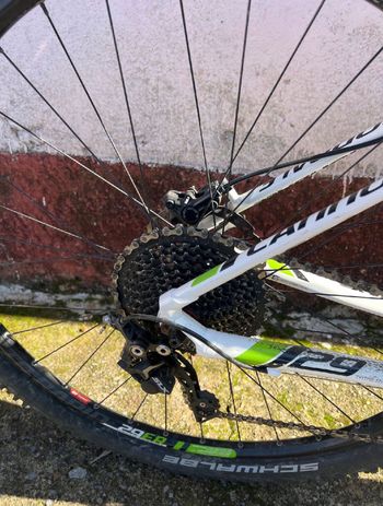 Used Cannondale F-Si 1 2017 2017 Mountainbike, White, 27.5 — image 3 of 5