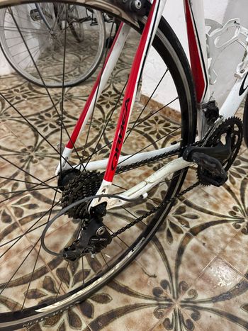 Tweedehands Orbea Aqua Shimano 105 2015 Road & Gravel — afbeelding 2 van 4