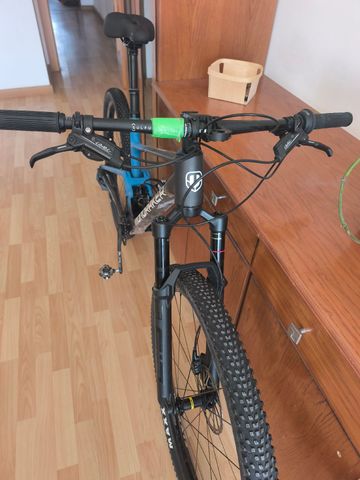 Used Mondraker F-PODIUM 2024 2024 Mountainbike, Black, 29 — image 4 of 4