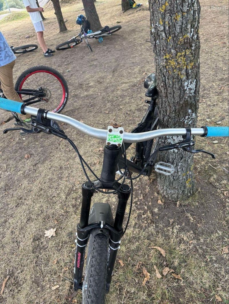 Used Rock Machine Custom SRAM X5 2007 Mountainbike, Black — image 6 of 7