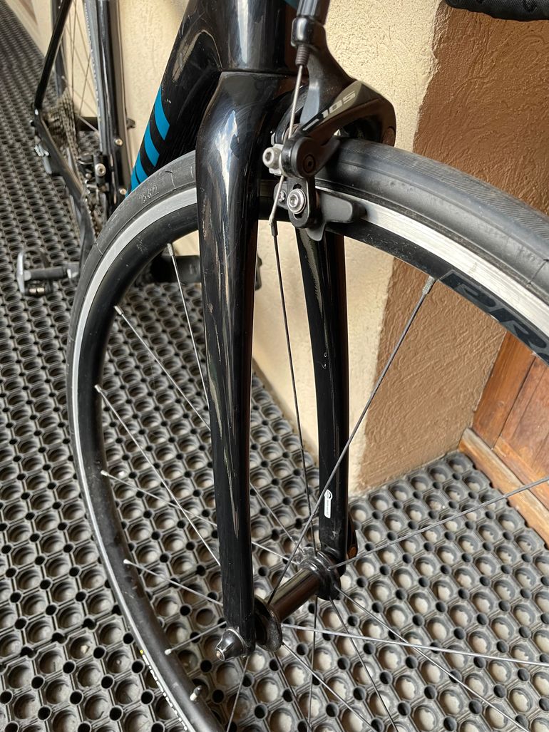 Giant TCR Advanced 2 Pro Compact 2022 2022 Road & Gravel usato, Nero — immagine 7 di 13