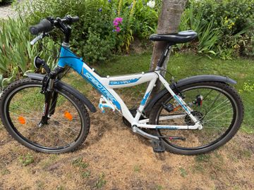 Used Sabotage Custom Other Shimano 2008 Youth, White — image 1 of 3