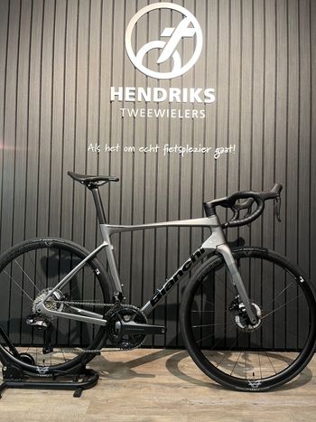 Bianchi Specialissima COMP Ultegra Di2 2025 2025 Carretera y gravel de segunda mano