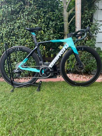 Gebrauchtes Bianchi Oltre XR4 - Rival eTap AXS 2022 2022 Road & Gravel