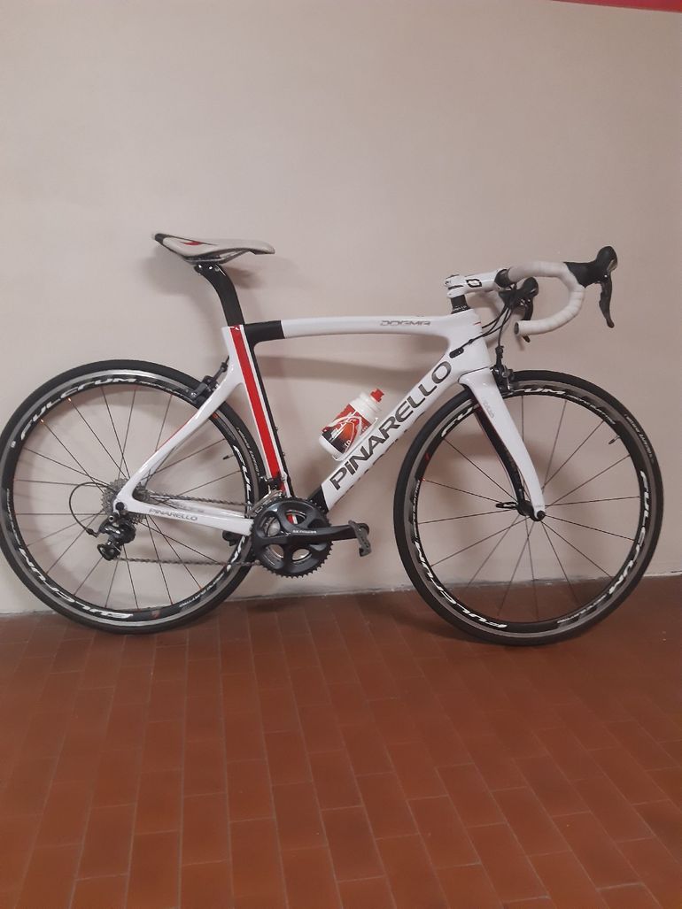 Brugt Pinarello Dogma Shimano Ultegra 2018 Road & Gravel — billede 1 af 6