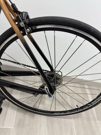 Used Wolfbike Custom Shimano Ultegra 2023 Road & Gravel, Orange — image 7 of 8
