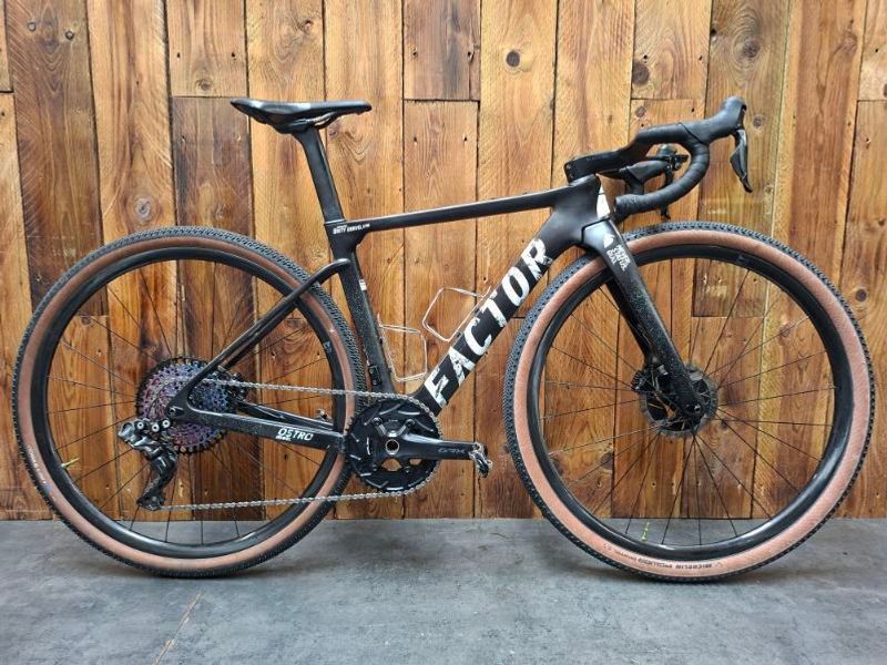 Used Factor Ostro Shimano Dura Ace Di2 2024 Road & Gravel