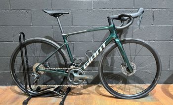 Używany Giant Defy Advanced 3 2024 2024 Road & Gravel