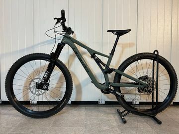 Tweedehands Specialized Stumpjumper EVO SRAM NX 2025 Mountainbike — afbeelding 5 van 5