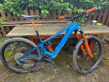 Used Pivot Shuttle LT Pro SRAM X01 Eagle 2023 MTB